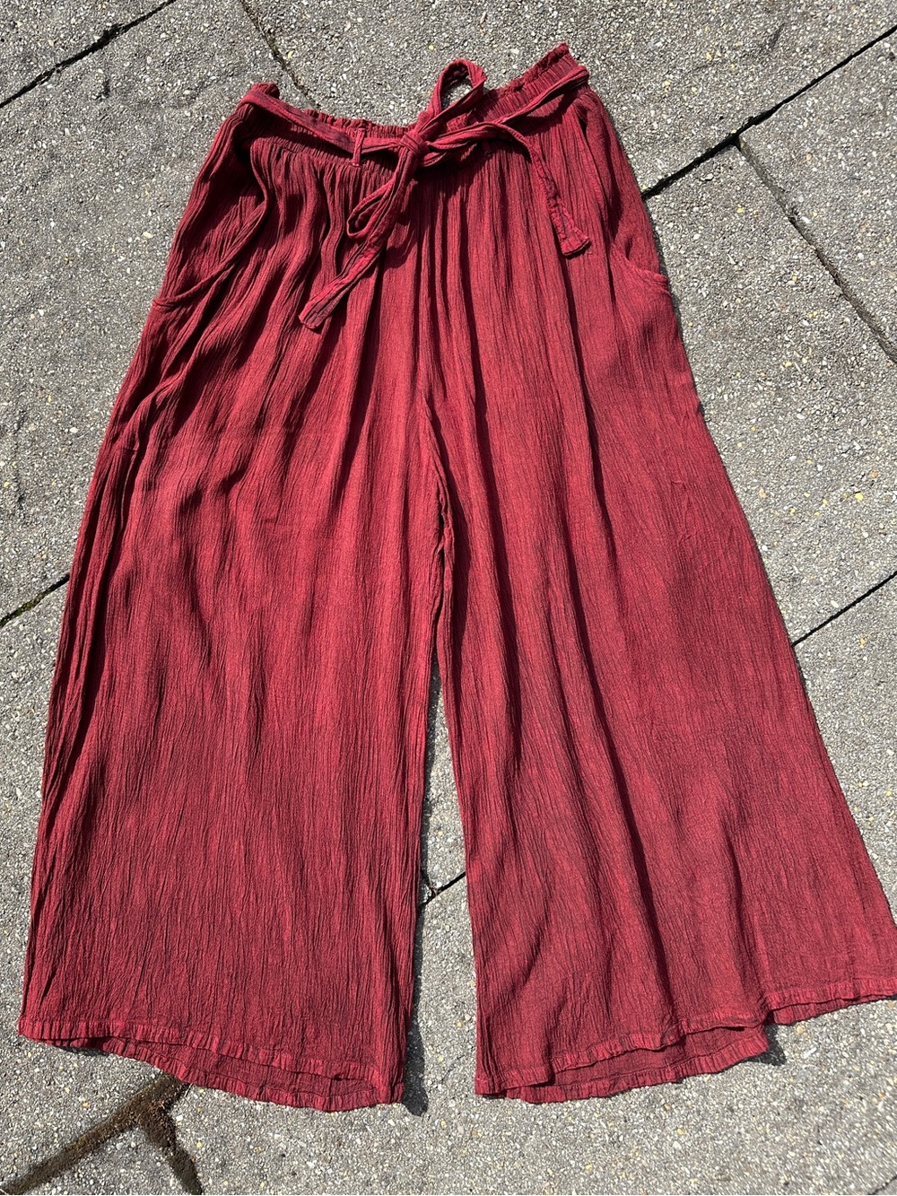 Shalimar Cashmir Collections Burgundy Bamboo Wide Leg Gaucho Pants WITH POCKETS